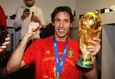 Joan Capdevila: Bek Kiri Kalem yang Diam-Diam Ikut Bawa Spanyol ke Puncak Dunia
